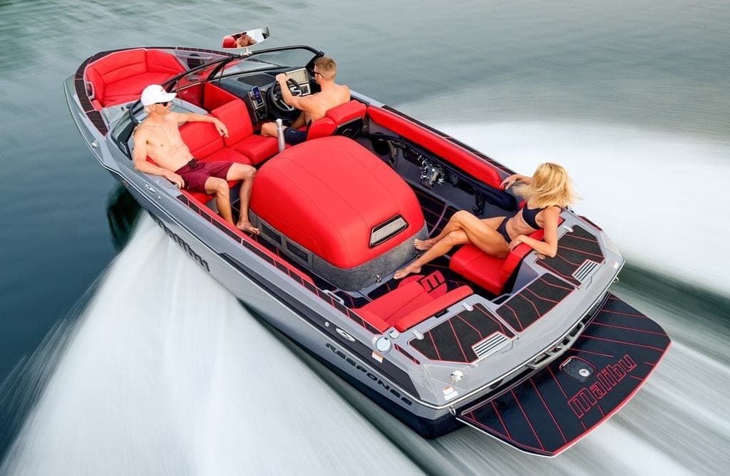 A Malibu Response TXi from above and behind, at speed